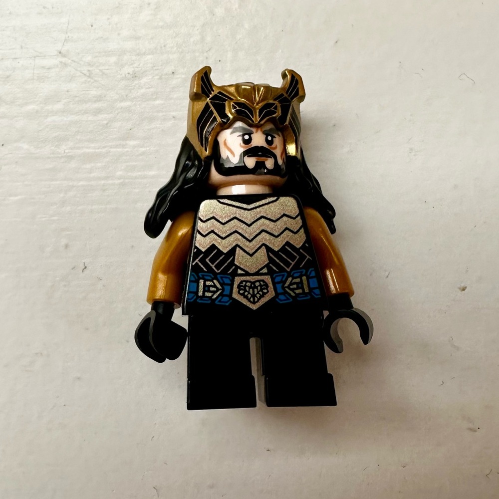 Lego Thorin Oakenshield - Gold Armor and Crown